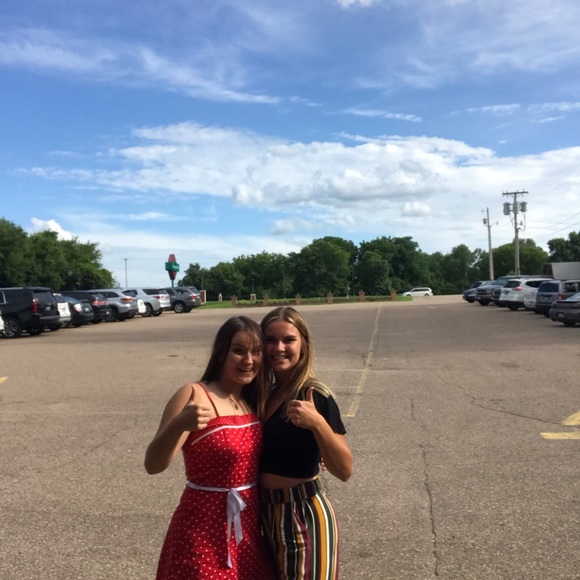 Meet your Posher, Jenna - Picture 4 of 7